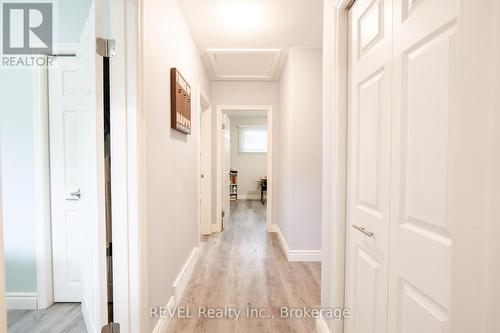 4480 Queensway Gardens, Niagara Falls (Morrison), ON - Indoor Photo Showing Other Room