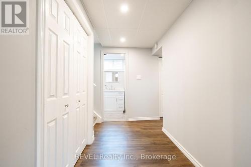 4480 Queensway Gardens, Niagara Falls (Morrison), ON - Indoor Photo Showing Other Room