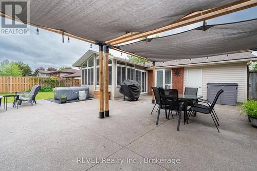 4480 Queensway Gardens, Niagara Falls (Morrison), ON - Outdoor