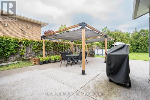 4480 Queensway Gardens, Niagara Falls (Morrison), ON - Outdoor With Deck Patio Veranda