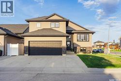 327 Roy CRESCENT  Saskatoon, SK S7W 0L1