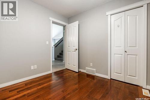 327 Roy Crescent, Saskatoon, SK - Indoor Photo Showing Other Room