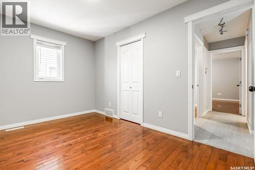 327 Roy Crescent, Saskatoon, SK - Indoor Photo Showing Other Room