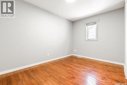 327 Roy Crescent, Saskatoon, SK - Indoor Photo Showing Other Room