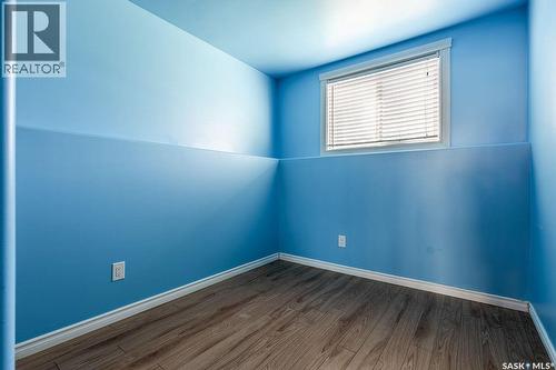 327 Roy Crescent, Saskatoon, SK - Indoor Photo Showing Other Room