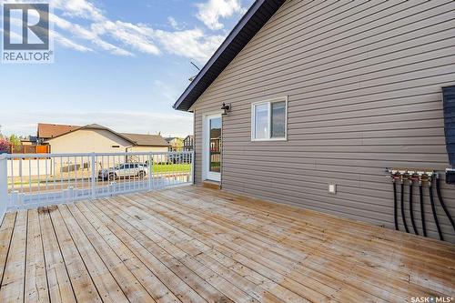 327 Roy Crescent, Saskatoon, SK - Outdoor With Deck Patio Veranda With Exterior