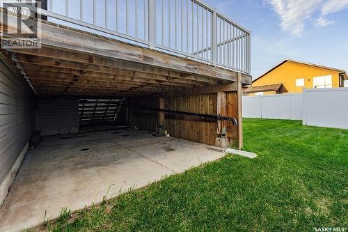 327 Roy Crescent, Saskatoon, SK - Outdoor