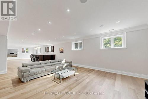 19 Michigan Drive, Toronto, ON - Indoor Photo Showing Other Room