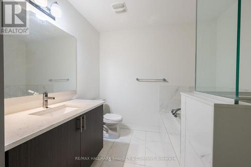 116 - 2553 Barbarolli Path, Oshawa, ON - Indoor Photo Showing Bathroom