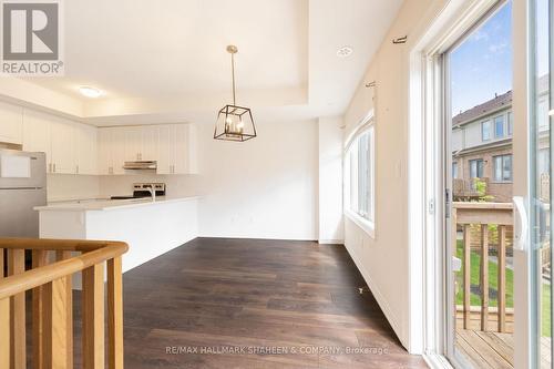 116 - 2553 Barbarolli Path, Oshawa, ON - Indoor Photo Showing Kitchen