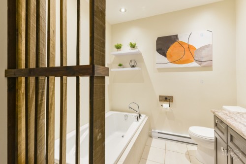 Salle de bains - 100 Rue Du Golf, Saint-Côme, QC - Indoor Photo Showing Bathroom
