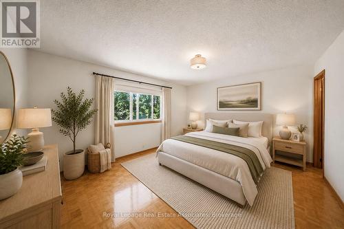 4084 Longo Circle, Mississauga, ON - Indoor Photo Showing Bedroom