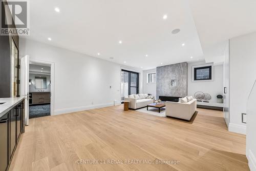 43 Wanless Crescent, Toronto, ON - Indoor