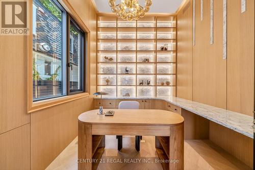 43 Wanless Crescent, Toronto, ON - Indoor