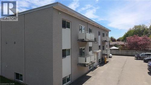 206 Indian Road, Kitchener, ON - Outdoor With Exterior