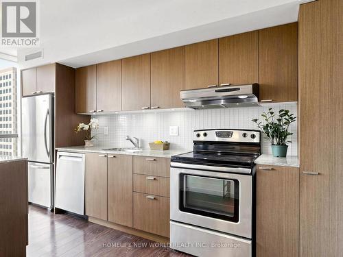 1406 - 110 Charles Street E, Toronto, ON - Indoor Photo Showing Kitchen With Stainless Steel Kitchen