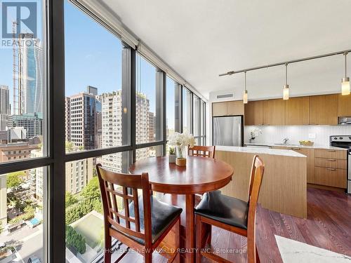 1406 - 110 Charles Street E, Toronto, ON - Indoor