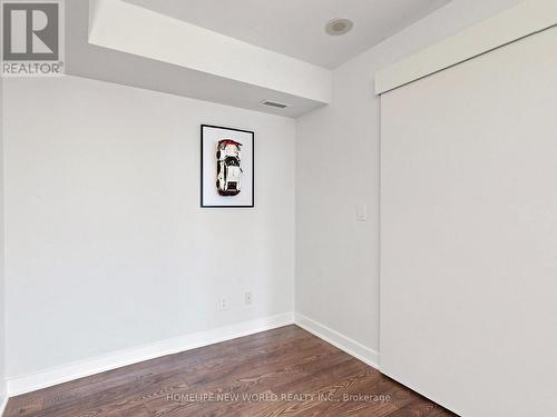 1406 - 110 Charles Street E, Toronto, ON - Indoor Photo Showing Other Room