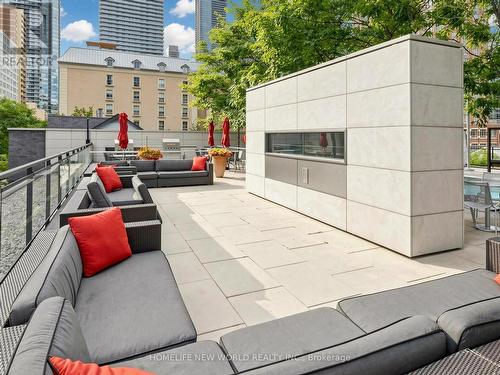 1406 - 110 Charles Street E, Toronto, ON - Outdoor With Exterior