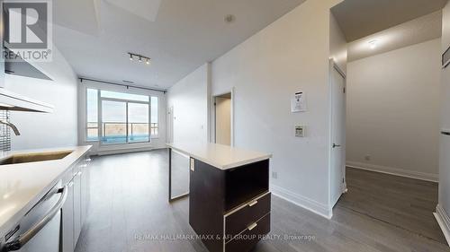 617 - 399 Spring Garden Avenue, Toronto, ON - Indoor Photo Showing Other Room