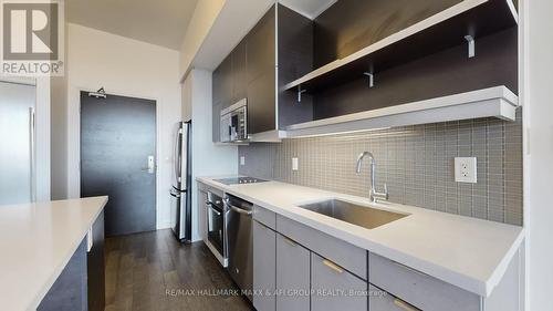 617 - 399 Spring Garden Avenue, Toronto, ON - Indoor Photo Showing Kitchen With Upgraded Kitchen
