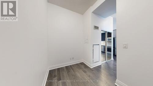 617 - 399 Spring Garden Avenue, Toronto, ON - Indoor Photo Showing Other Room