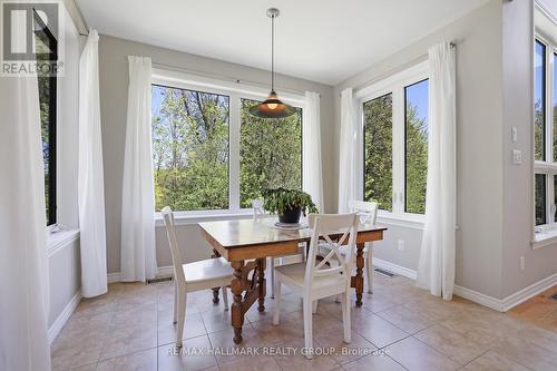 90 Stonewater Bay, Carleton Place, ON - Indoor Photo Showing Dining Room