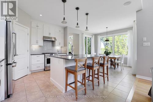 90 Stonewater Bay, Carleton Place, ON - Indoor Photo Showing Kitchen With Upgraded Kitchen