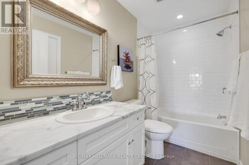 90 Stonewater Bay, Carleton Place, ON - Indoor Photo Showing Bathroom