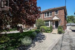 503 SUTHERLAND DRIVE Toronto, ON M4G 1K9
