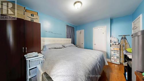 291 Kennedy Road E, Toronto, ON - Indoor Photo Showing Bedroom