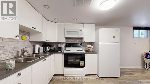 291 Kennedy Road E, Toronto, ON - Indoor Photo Showing Kitchen With Double Sink