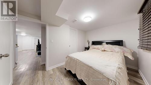 291 Kennedy Road E, Toronto, ON - Indoor Photo Showing Bedroom