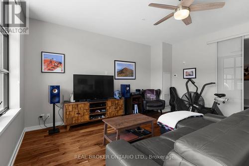 204 - 21 Matchedash Street S, Orillia, ON - Indoor