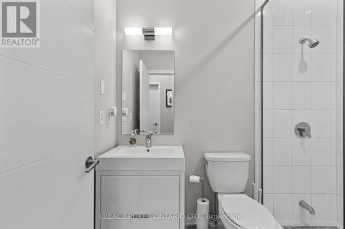 204 - 21 Matchedash Street S, Orillia, ON - Indoor Photo Showing Bathroom