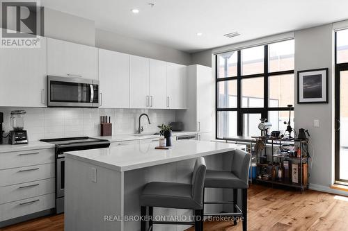 204 - 21 Matchedash Street S, Orillia, ON - Indoor Photo Showing Kitchen With Upgraded Kitchen