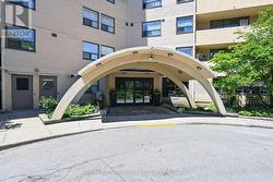101 - 700 DYNES ROAD  Burlington, ON L7N 3M2