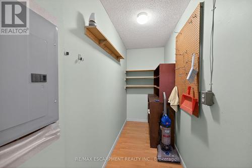 101 - 700 Dynes Road, Burlington, ON - Indoor Photo Showing Other Room