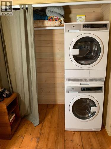 6199 Bremner Road, Williams Lake, BC - Indoor Photo Showing Laundry Room