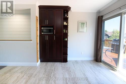 37 Marilyn Avenue N, Wasaga Beach, ON - Indoor Photo Showing Other Room