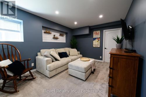 37 Marilyn Avenue N, Wasaga Beach, ON - Indoor