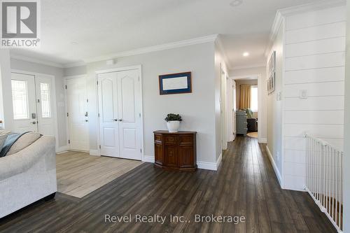 37 Marilyn Avenue N, Wasaga Beach, ON - Indoor