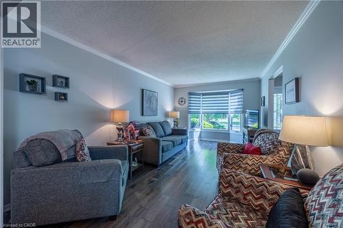 307 Orkney Street W, Caledonia, ON - Indoor Photo Showing Living Room