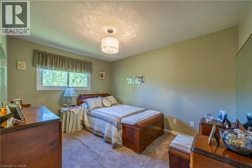 307 Orkney Street W, Caledonia, ON - Indoor Photo Showing Bedroom