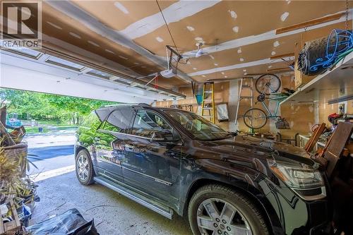 307 Orkney Street W, Caledonia, ON - Indoor Photo Showing Garage