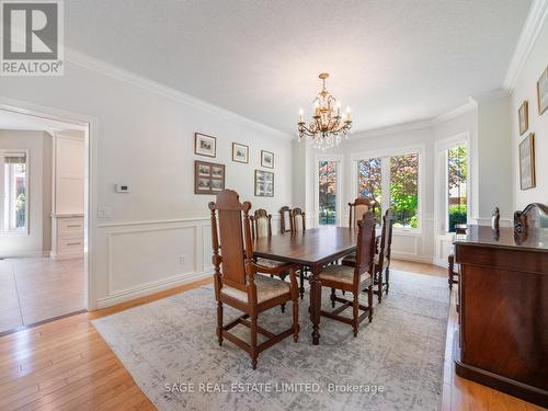 888 Cresta Rider Place, Newmarket, ON - Indoor Photo Showing Dining Room