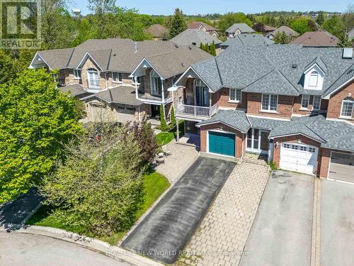 26 Cape Breton Court, Richmond Hill, ON - Outdoor With Facade