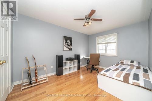 26 Cape Breton Court, Richmond Hill, ON - Indoor Photo Showing Bedroom