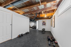 Family Room - 
