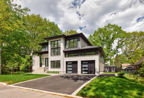 Front of Structure - 3 Rue Thomas-Dennis, Notre-Dame-De-L'Île-Perrot, QC - Outdoor